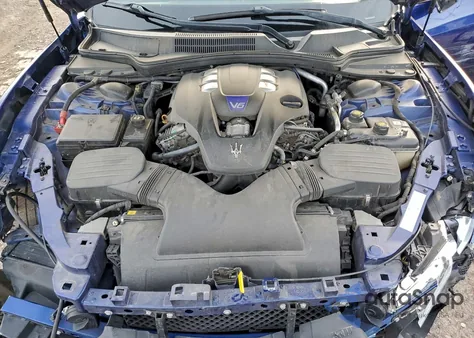 2017 Maserati Ghibli S z USA, uszkodzony, nr VIN ZAM57RTA7H1213636